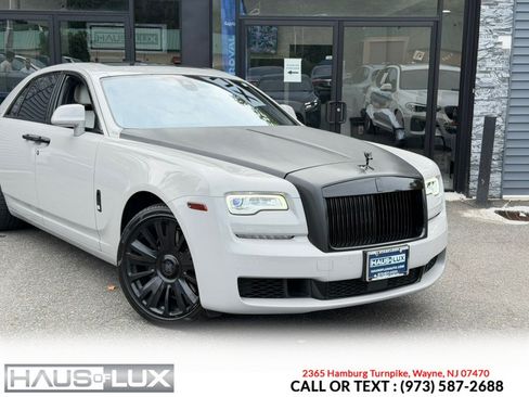 Used 2018 Rolls-Royce Ghost RWD image 7