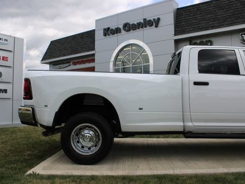 Used 2025 RAM 3500 Tradesman AWD/4WD image 40