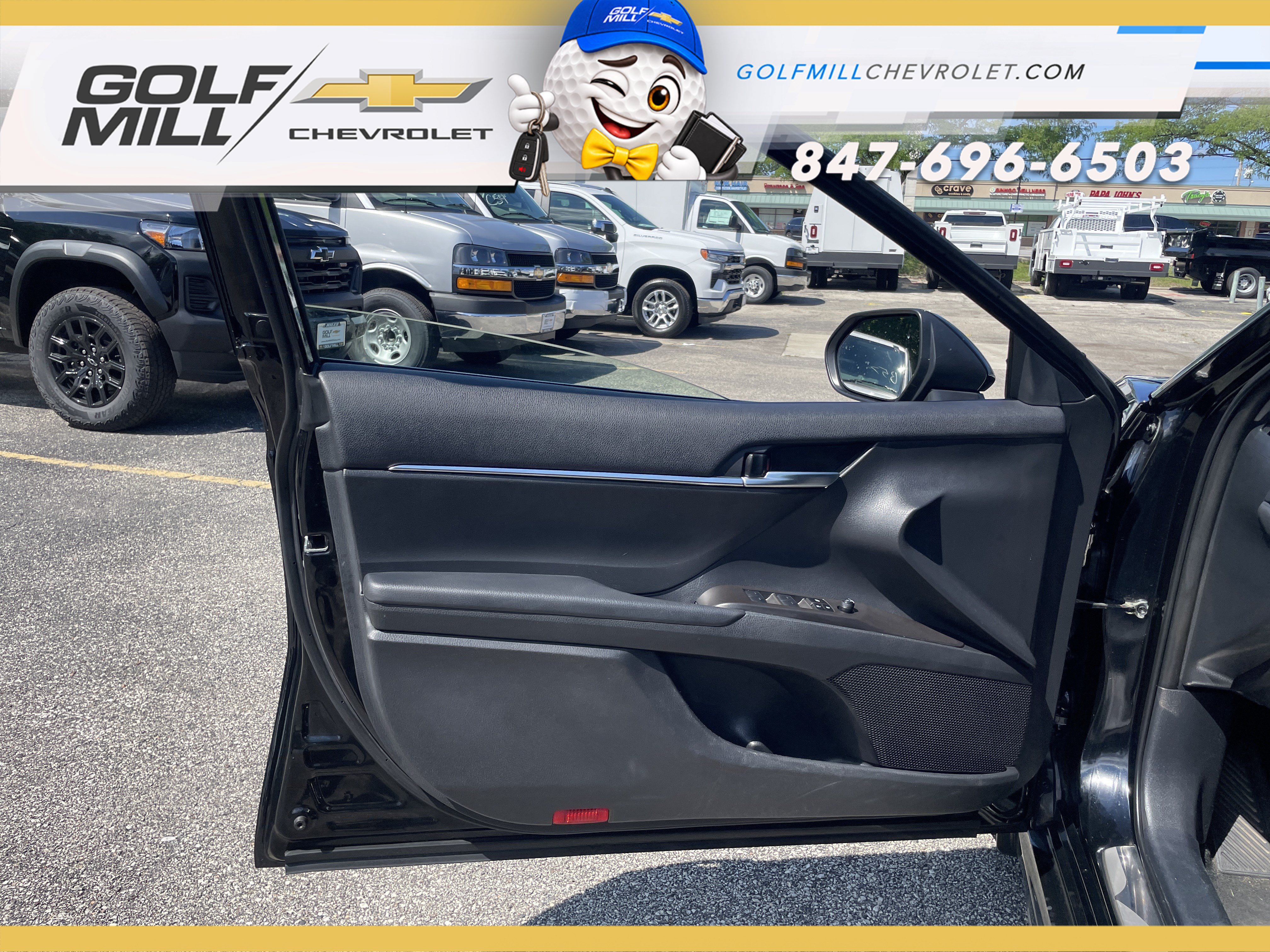 Used 2024 Toyota Camry SE FWD image 13