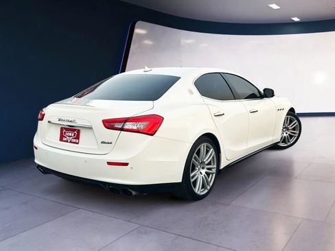 Used 2017 Maserati Ghibli Sedan 4D image 5