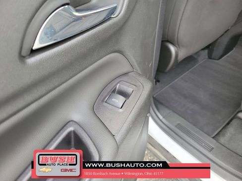 Used 2019 Chevrolet Equinox LT image 17