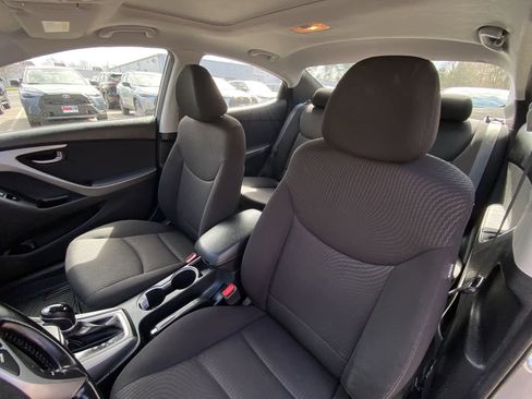 Used 2016 Hyundai Elantra Value Edition image 31