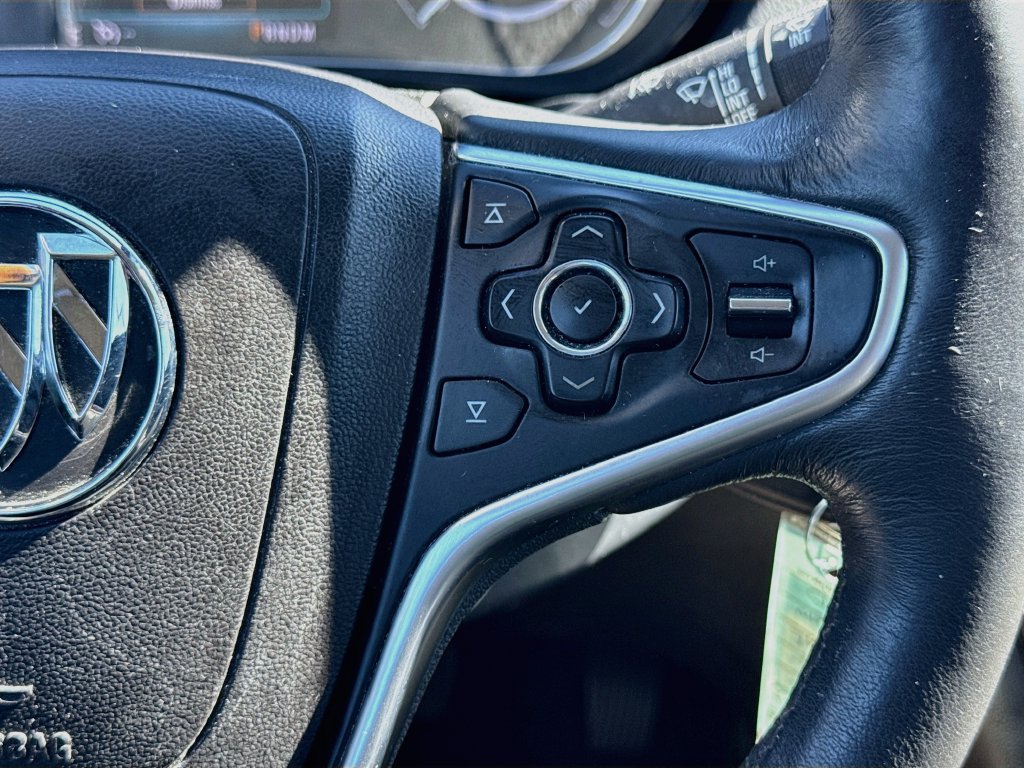 Used 2017 Buick Regal Sport Touring FWD image 19