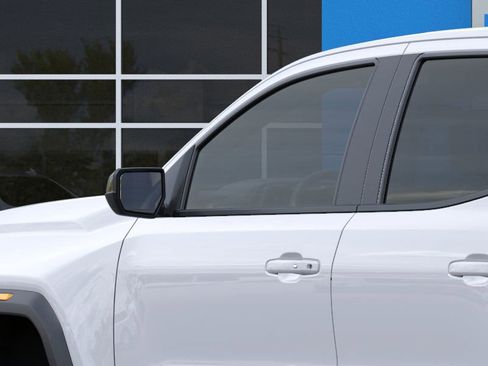 Used 2024 GMC Canyon Elevation w/ Convenience Package image 32