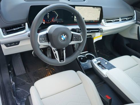 New 2026 BMW X1 xDrive28i w/ Technology Package image 12