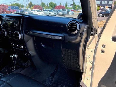 Used 2011 Jeep Wrangler Unlimited Sport AWD/4WD image 19