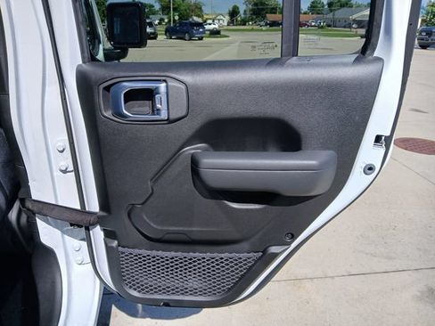 New 2026 Jeep Wrangler Unlimited Sport AWD/4WD image 18