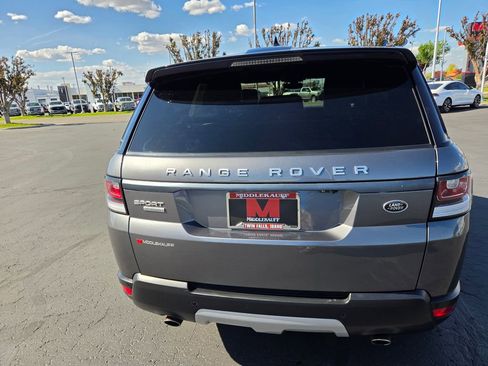 Used 2017 Land Rover Range Rover Sport HSE AWD/4WD image 12