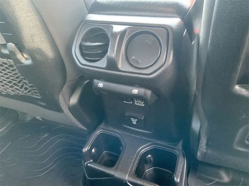 Used 2020 Jeep Gladiator Rubicon w/ Dual Top Group image 32