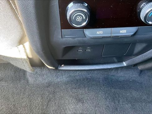 Used 2024 Chevrolet Traverse LS image 16