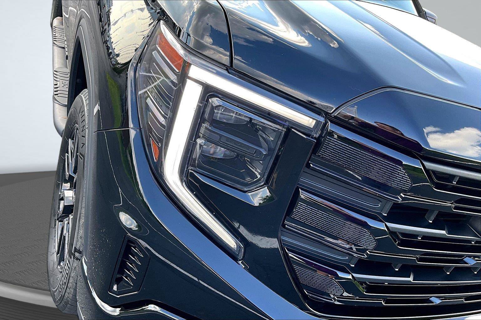 Used 2023 GMC Sierra 1500 Elevation AWD/4WD image 30