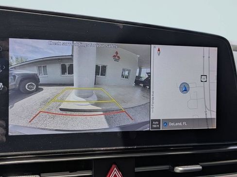 Used 2024 Hyundai Elantra SEL FWD image 21