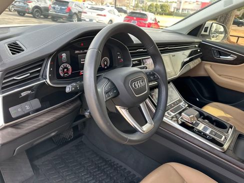 Used 2023 Audi Q8 Premium Plus image 19