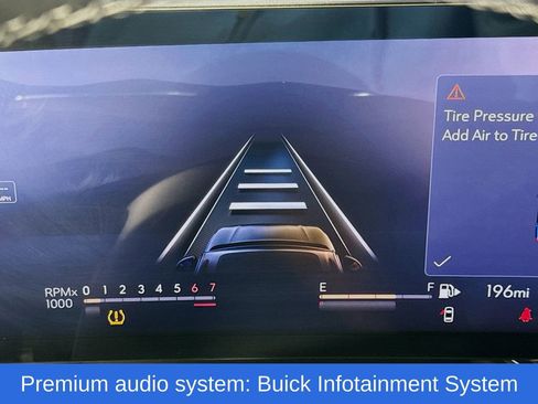 Used 2024 Buick Envision Preferred image 17