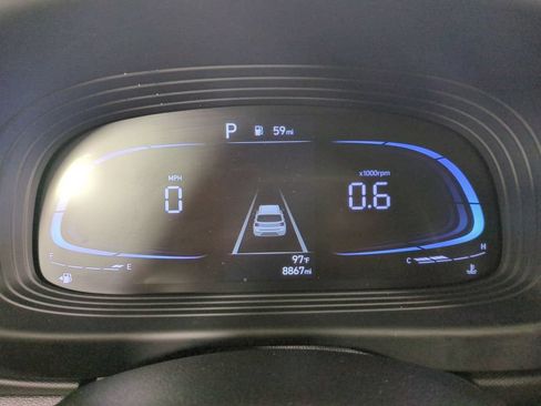 Used 2025 Hyundai Venue Limited FWD image 34
