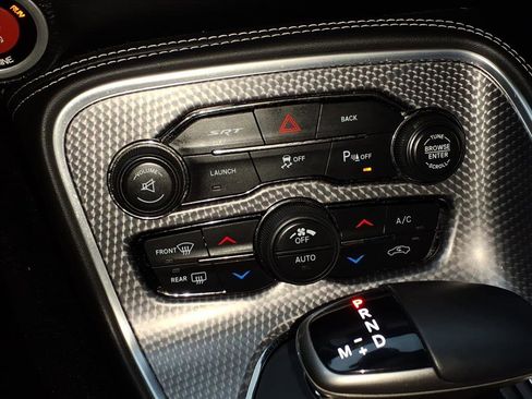 Used 2016 Dodge Challenger SRT Hellcat image 11
