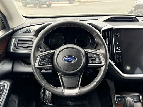 Used 2023 Subaru Ascent Touring w/ Popular Package #2A image 17