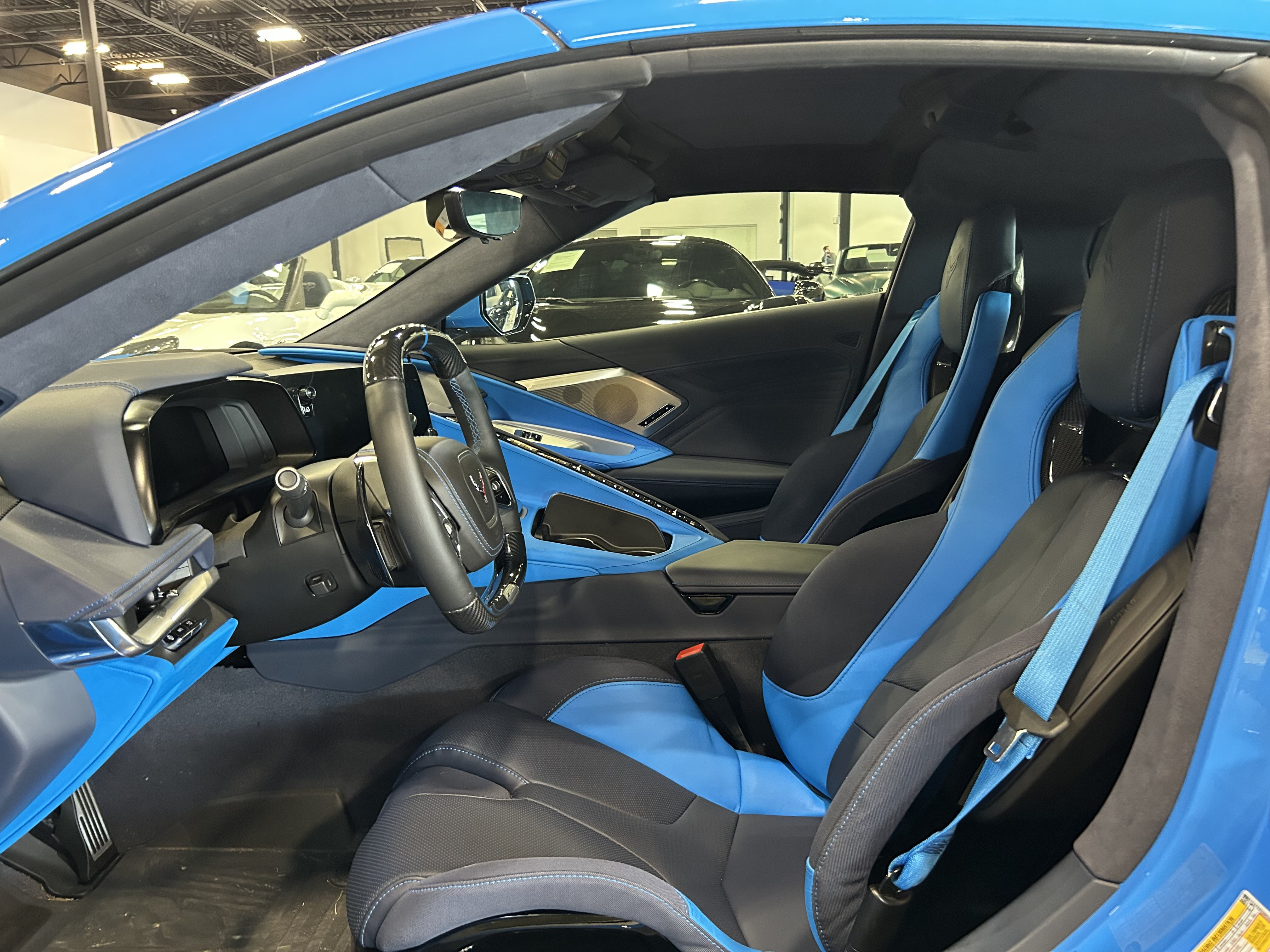 Used 2024 Chevrolet Corvette Z06 RWD image 9
