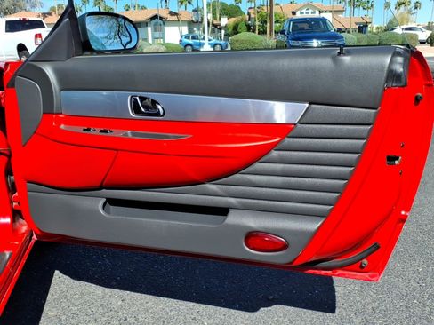 Used 2002 Ford Thunderbird Deluxe image 13
