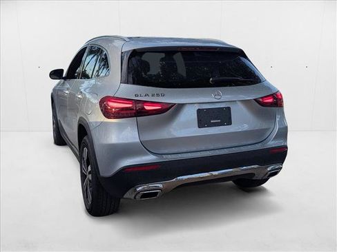 Used 2026 Mercedes-Benz GLA 250 image 8