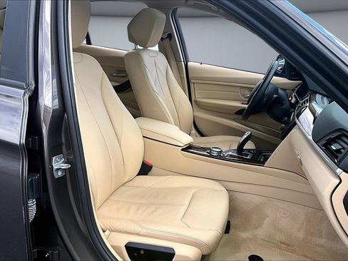 Used 2014 BMW 328i xDrive Sedan AWD/4WD image 28