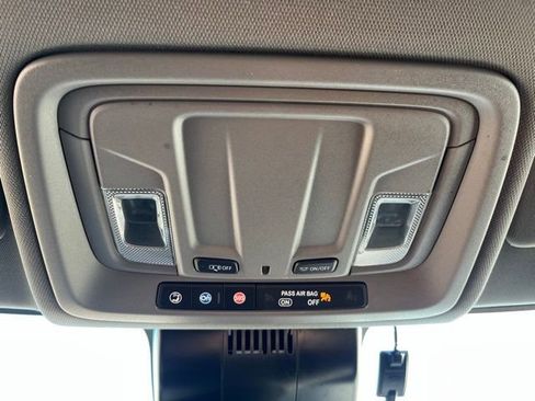 Used 2024 GMC Sierra 1500 Pro w/ Pro Value Package image 23