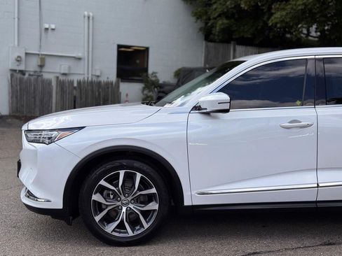Used 2023 Acura MDX SH-AWD w/ Technology Package image 10