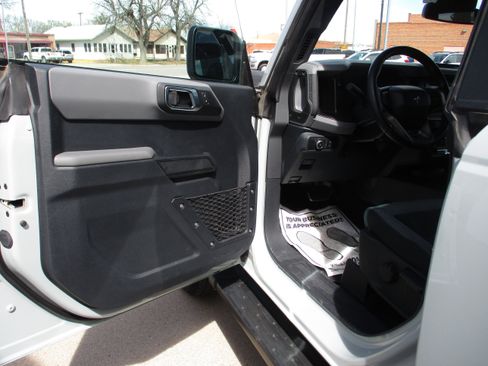 Used 2022 Ford Bronco Big Bend AWD/4WD image 11