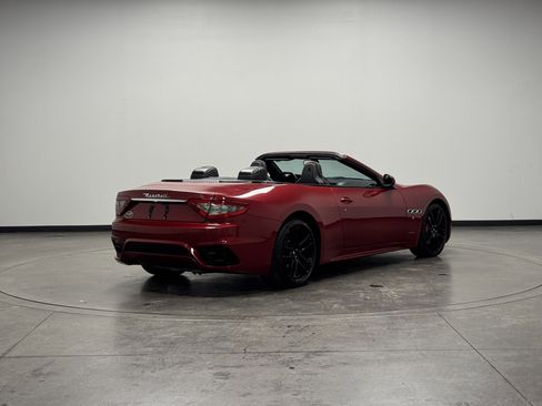 Used 2018 Maserati GranTurismo MC image 16