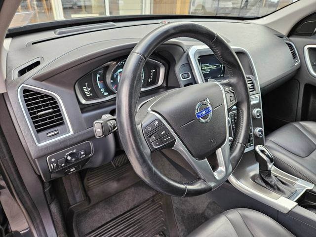 Used 2015 Volvo XC60 T6 Platinum FWD image 19