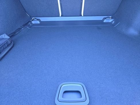 New 2026 Mercedes-Benz C 300 Sedan image 13