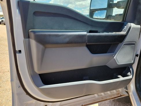 New 2024 Ford F550 4x4 Crew Cab Super Duty w/ XL Chrome Package image 18