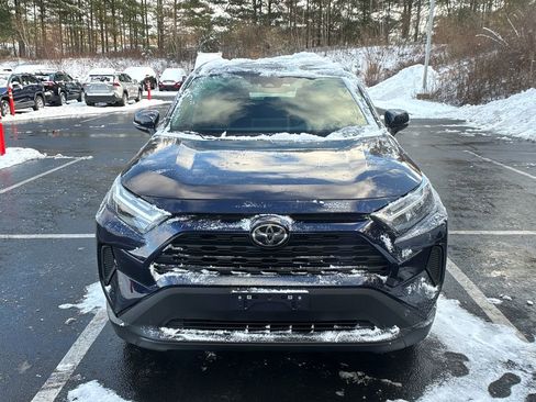 New 2025 Toyota RAV4 XLE w/ Convenience Package image 11