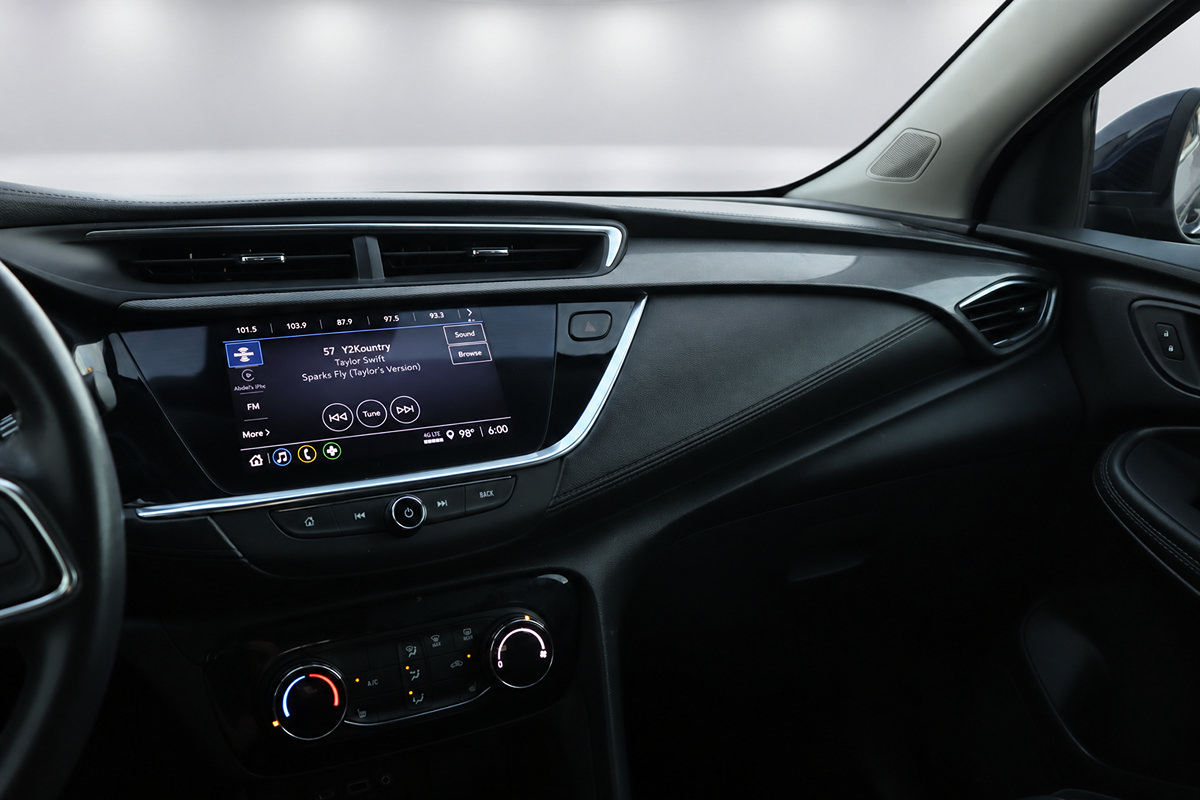 Used 2022 Buick Encore GX Preferred w/ Cold Weather Comfort Package FWD image 30
