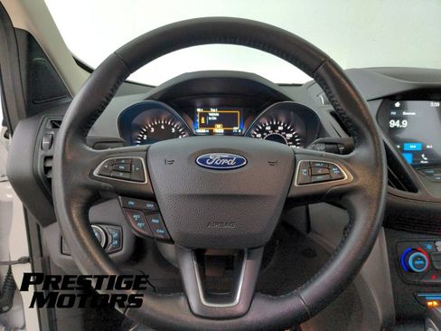 Used 2019 Ford Escape SEL AWD/4WD image 35