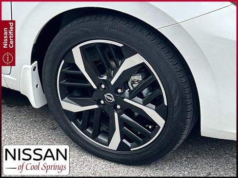 Certified 2024 Nissan Versa SR w/ Electronics Package FWD image 9