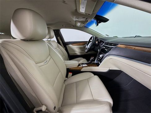 Used 2018 Cadillac XTS Luxury image 25