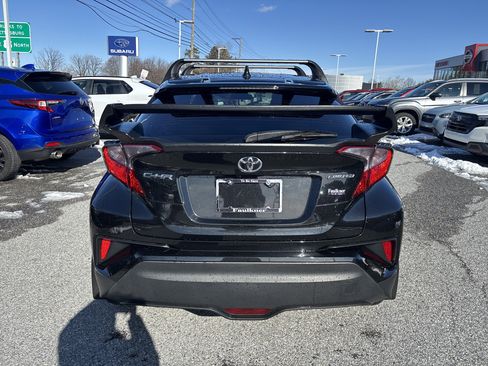 Used 2021 Toyota C-HR Limited image 8