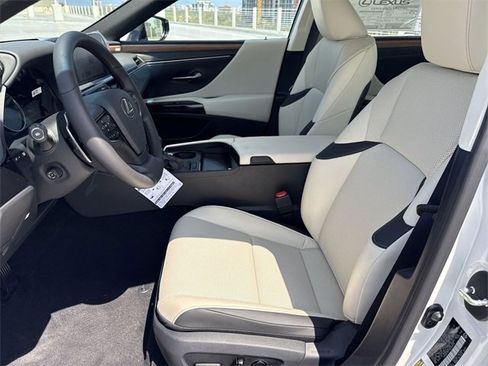 New 2025 Lexus ES 350 w/ Premium Package image 11