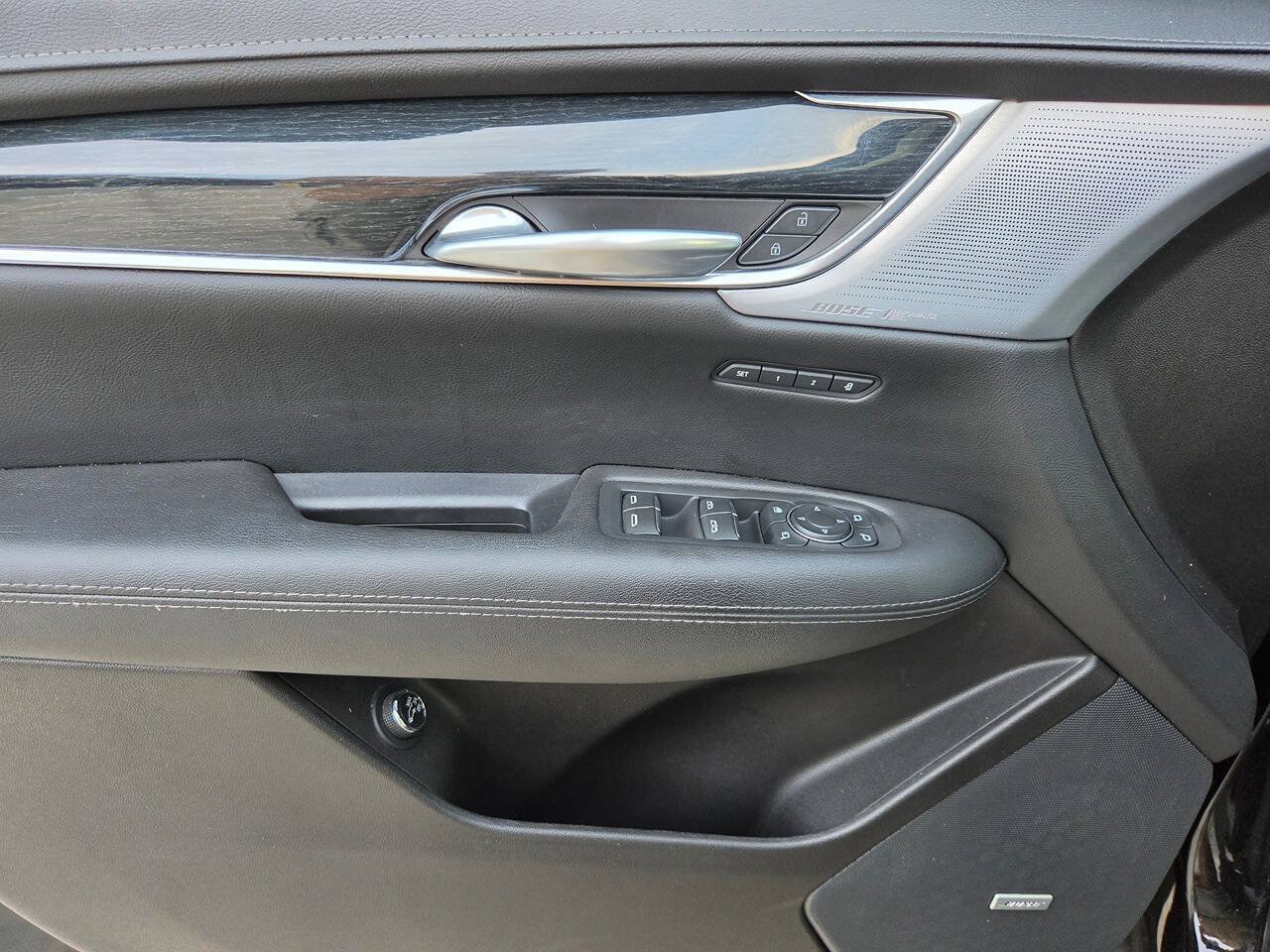 Used 2024 Cadillac XT5 Premium Luxury w/ Technology Package FWD image 21