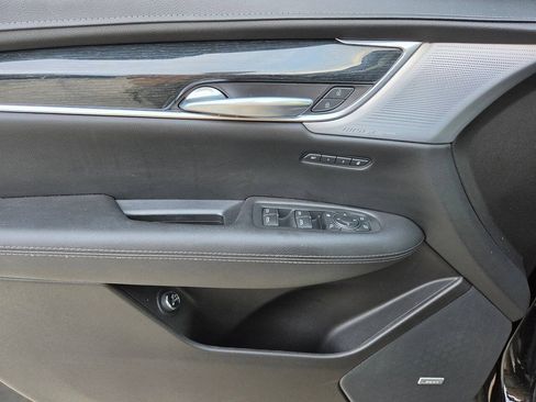 Used 2024 Cadillac XT5 Premium Luxury w/ Technology Package FWD image 21