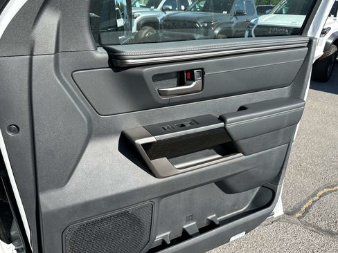New 2026 Toyota Tundra Limited AWD/4WD image 16