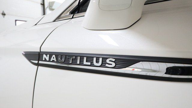 Used 2020 Lincoln Nautilus FWD image 22