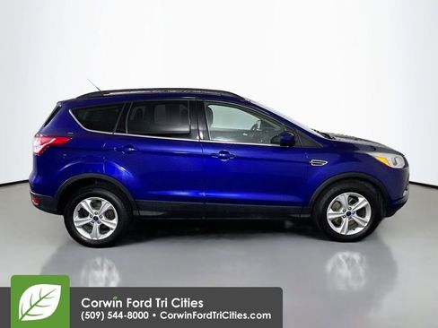 Used 2016 Ford Escape SE w/ Equipment Group 201A image 18
