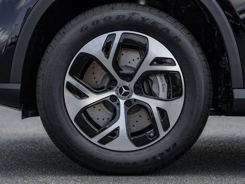 New 2025 Mercedes-Benz GLC 350e 4MATIC image 18