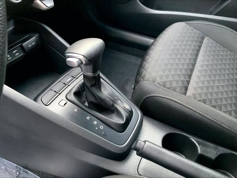 Used 2018 Kia Rio S FWD image 16