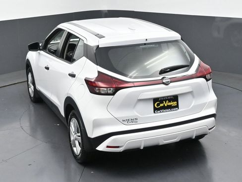Used 2024 Nissan Kicks S image 32