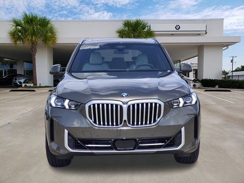 New 2026 BMW X5 sDrive40i w/ Premium Package RWD image 2