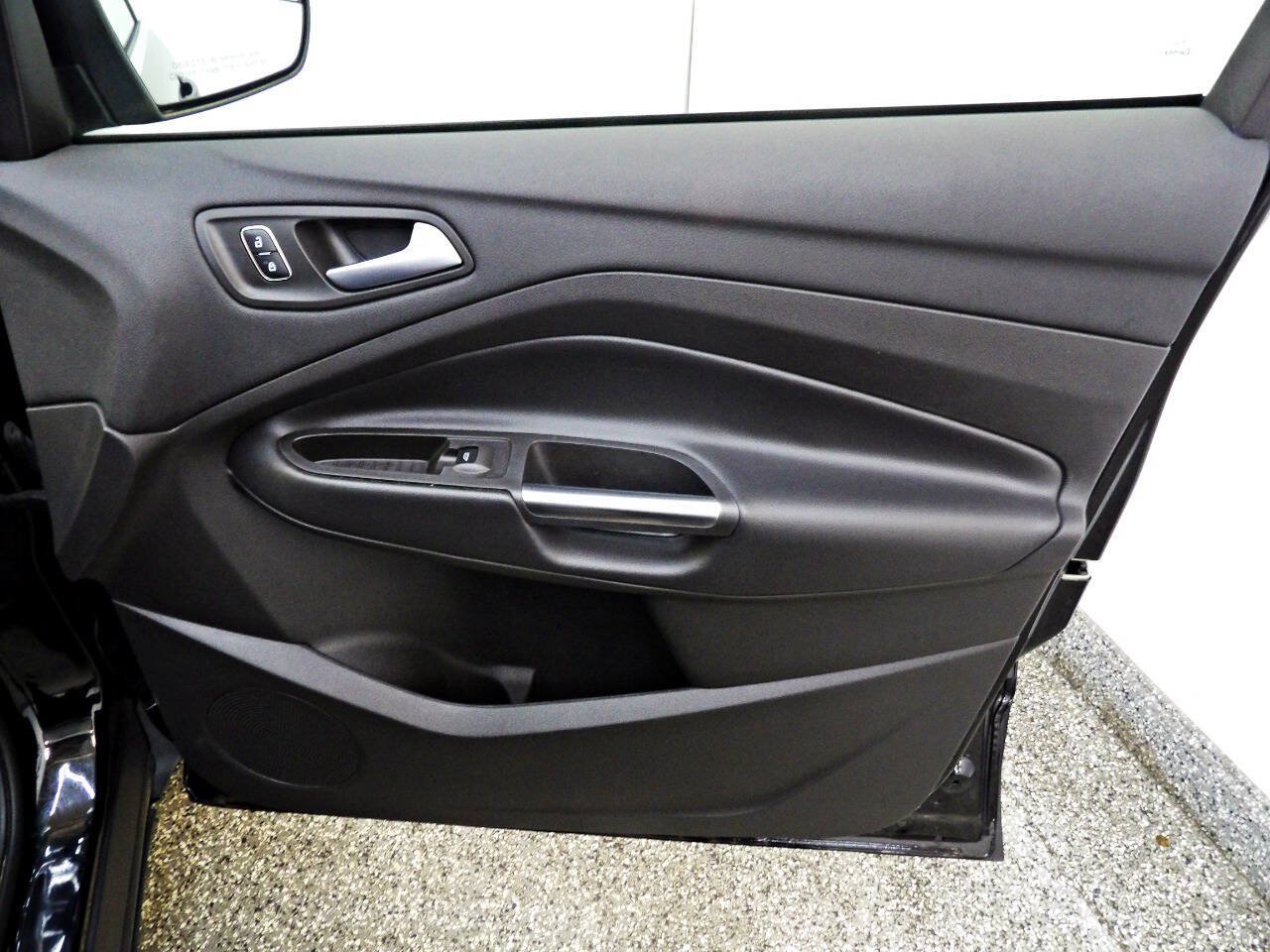 Used 2018 Ford Escape SE AWD/4WD image 11