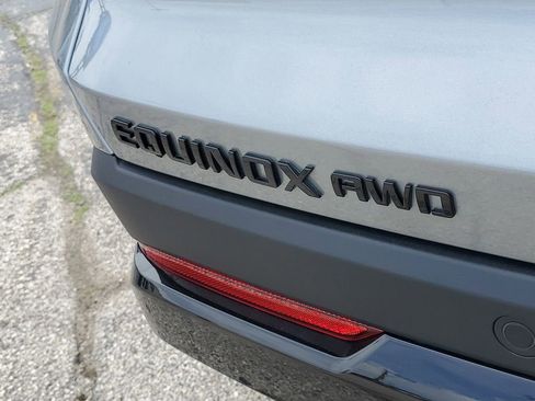 New 2026 Chevrolet Equinox RS AWD/4WD image 7